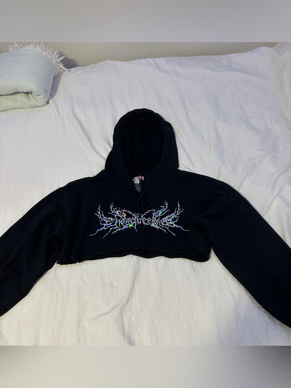 UO Benny Heartbreaker Cropped Hoodie Sweatshirt - Size M